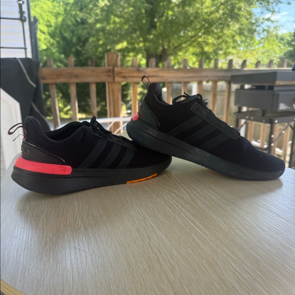 Men’s black  Adidas Cloud Foam Supers